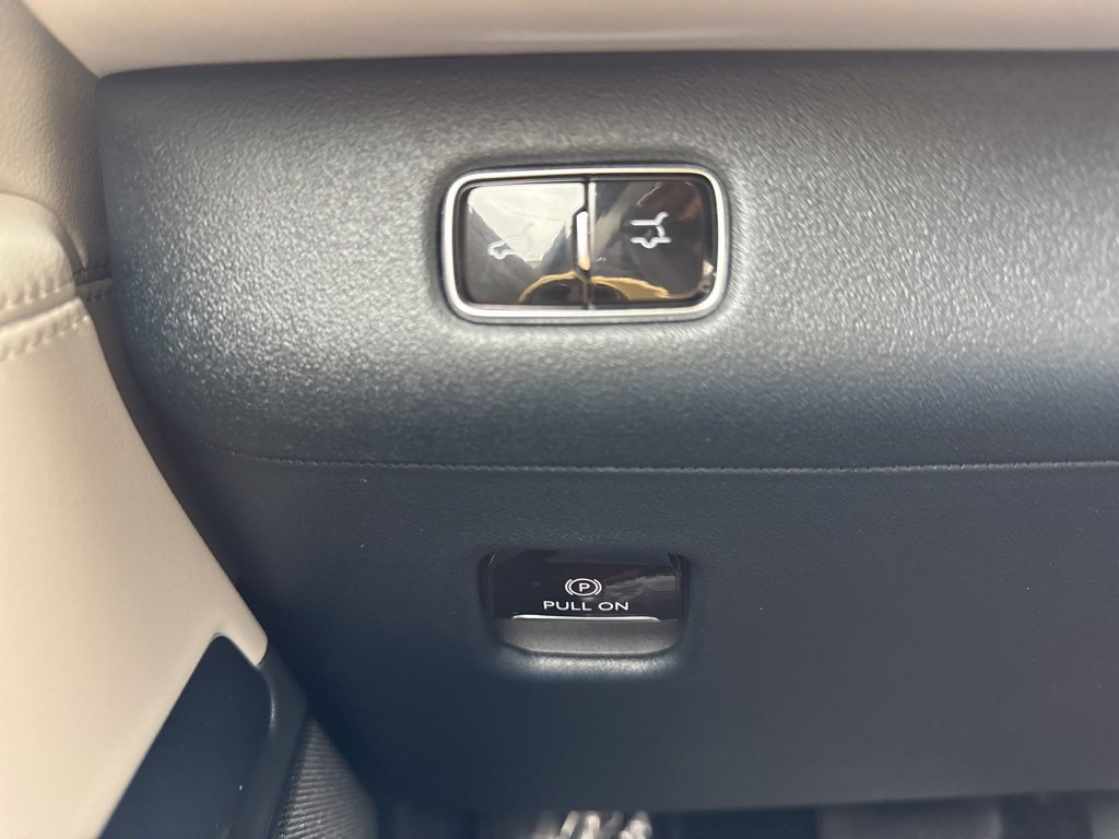 Used 2025 Lincoln Navigator L Reserve image 43