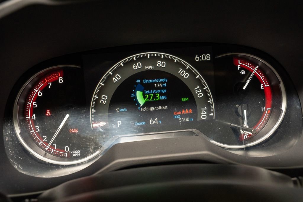 Used 2025 Toyota RAV4 XLE Premium image 18