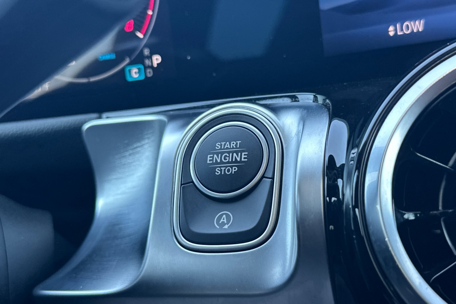 New 2026 Mercedes-Benz GLB 250 image 22