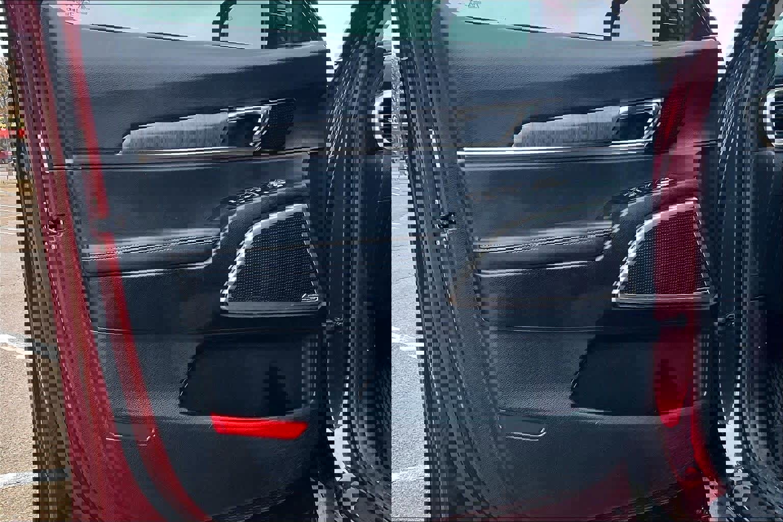 Certified 2023 Kia Telluride EX w/ EX Captain's Chair Package image 26