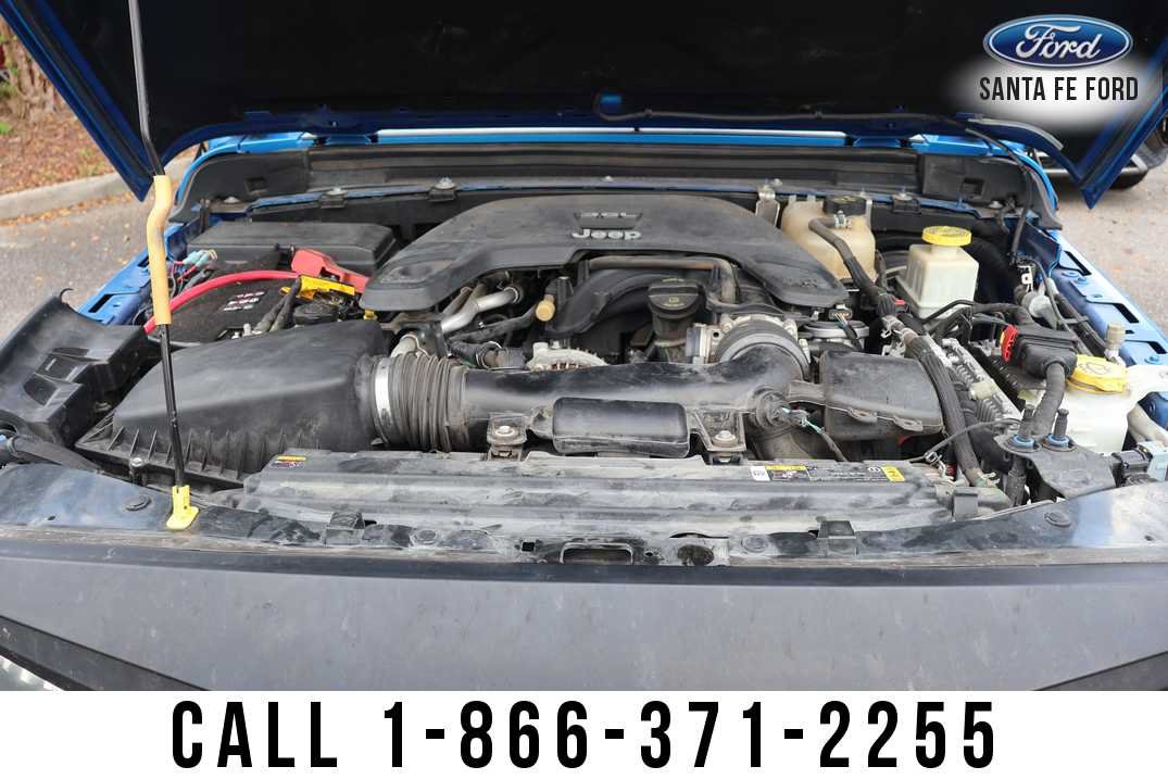 Used 2021 Jeep Gladiator Sport AWD/4WD image 26