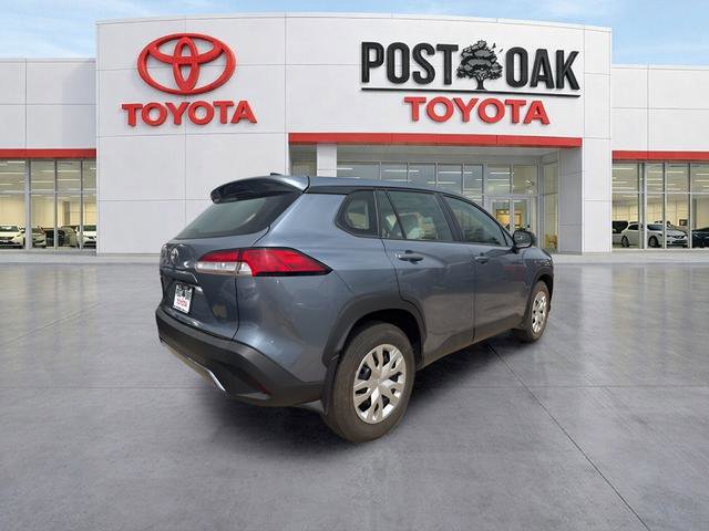 Used 2024 Toyota Corolla Cross L image 10