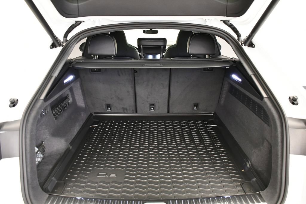 New 2026 Audi SQ8 Prestige image 53