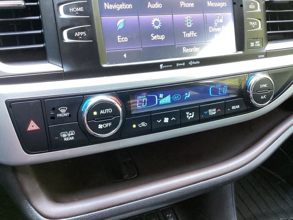 Used 2019 Toyota Highlander XLE image 55