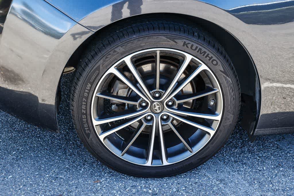 Used 2016 Scion FR-S RWD image 8