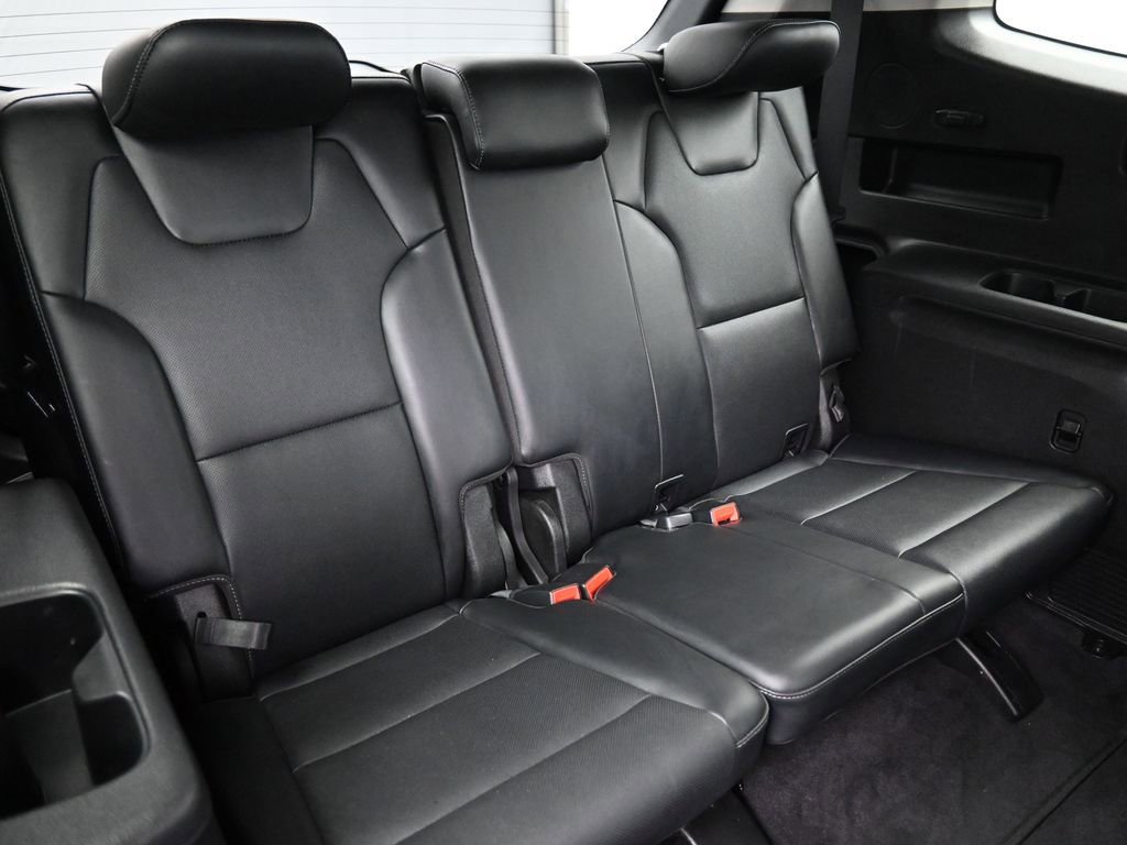 Certified 2022 Kia Telluride S image 24