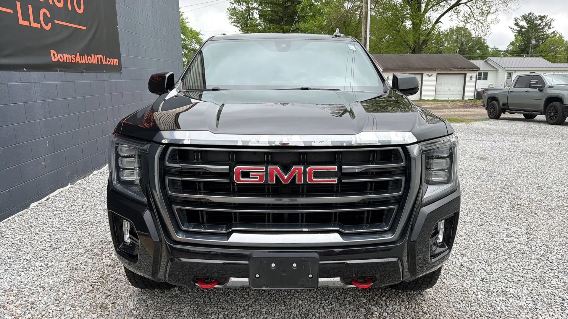Used 2022 GMC Yukon AT4 AWD/4WD image 9