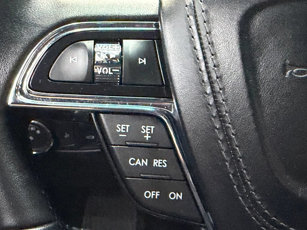 Used 2017 Lincoln Continental Select AWD/4WD image 29