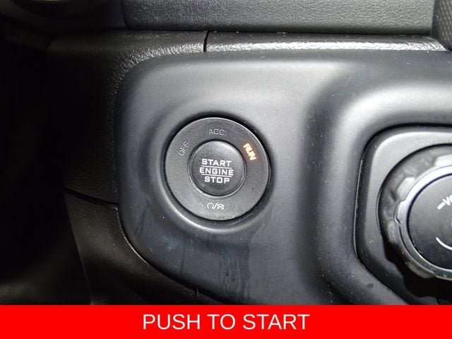 Used 2018 Jeep Wrangler Unlimited Sahara w/ Dual Top Group AWD/4WD image 9