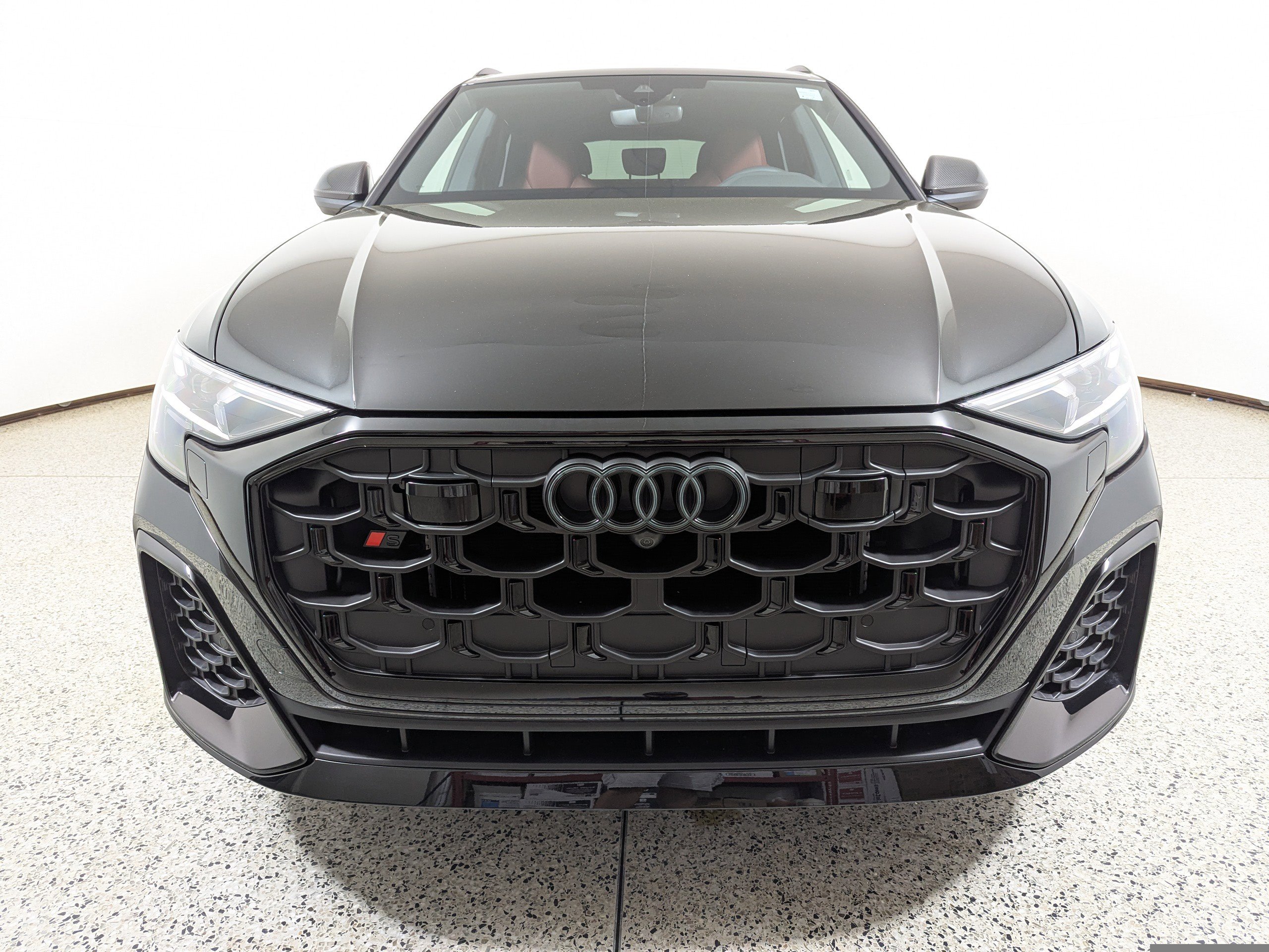 New 2026 Audi SQ8 Premium Plus image 2