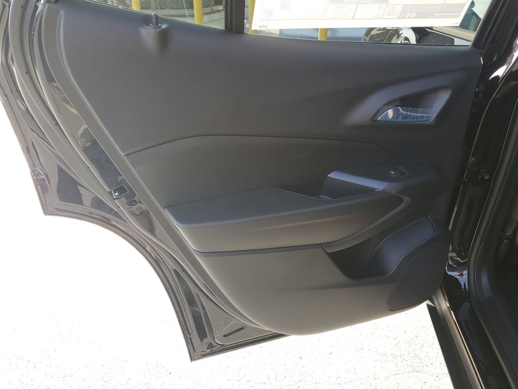 New 2026 Chevrolet Trax LT w/ Driver Confidence Package image 5