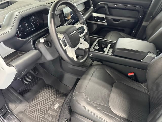 New 2024 Land Rover Defender 110 SE AWD/4WD image 16