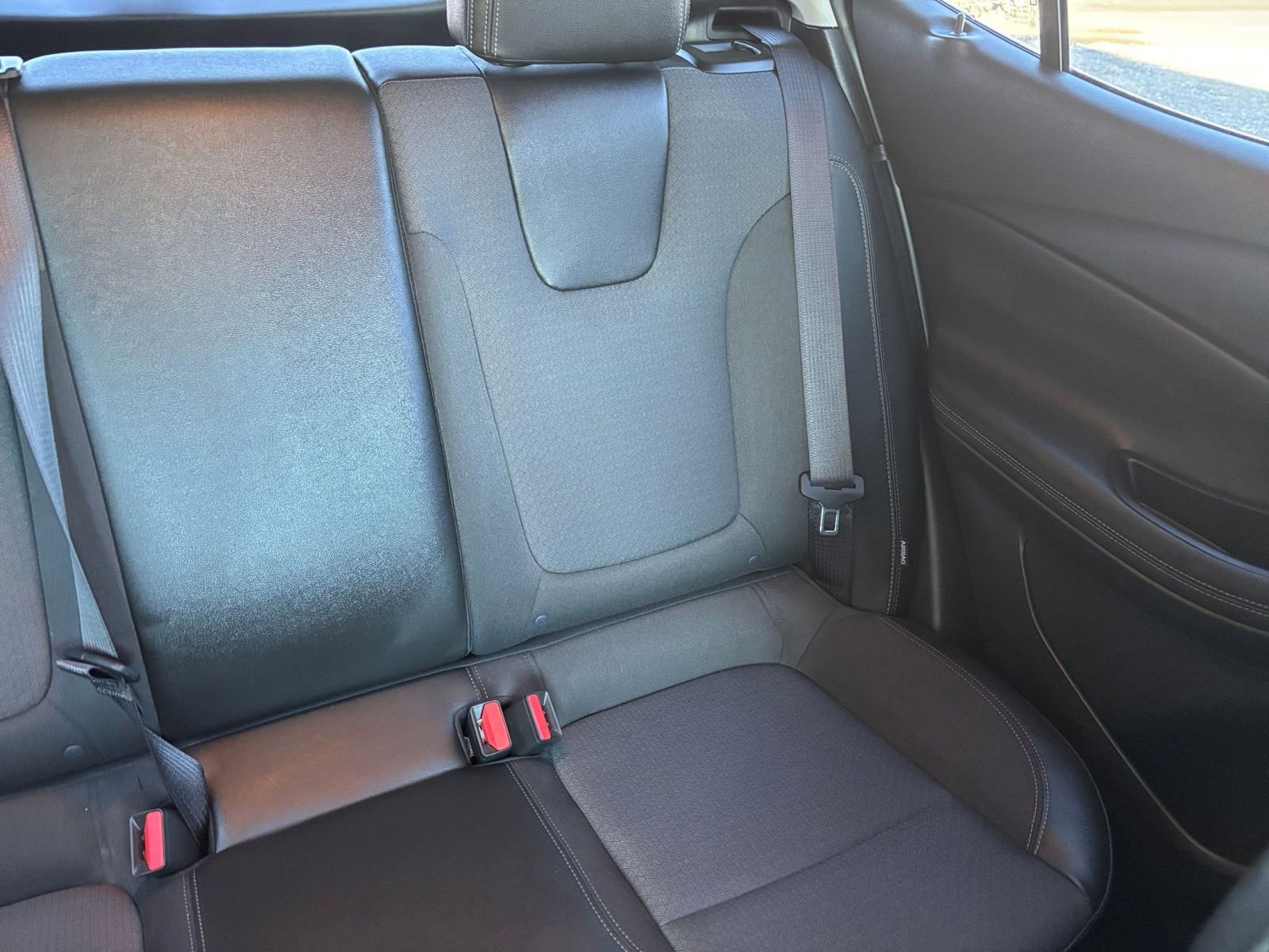 Used 2025 Buick Encore GX Preferred image 33