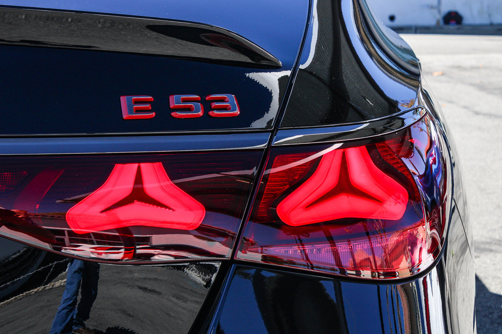 New 2027 Mercedes-Benz E 53 AMG e 4MATIC Sedan image 9