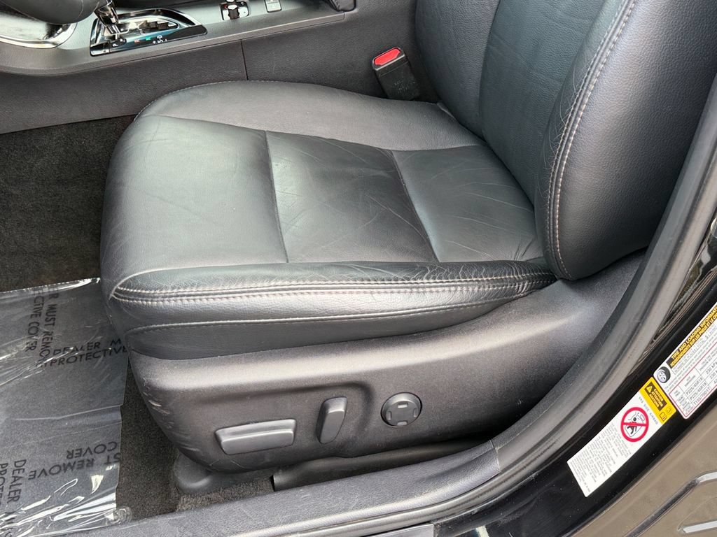 Used 2015 Toyota Avalon XLE Touring FWD image 19