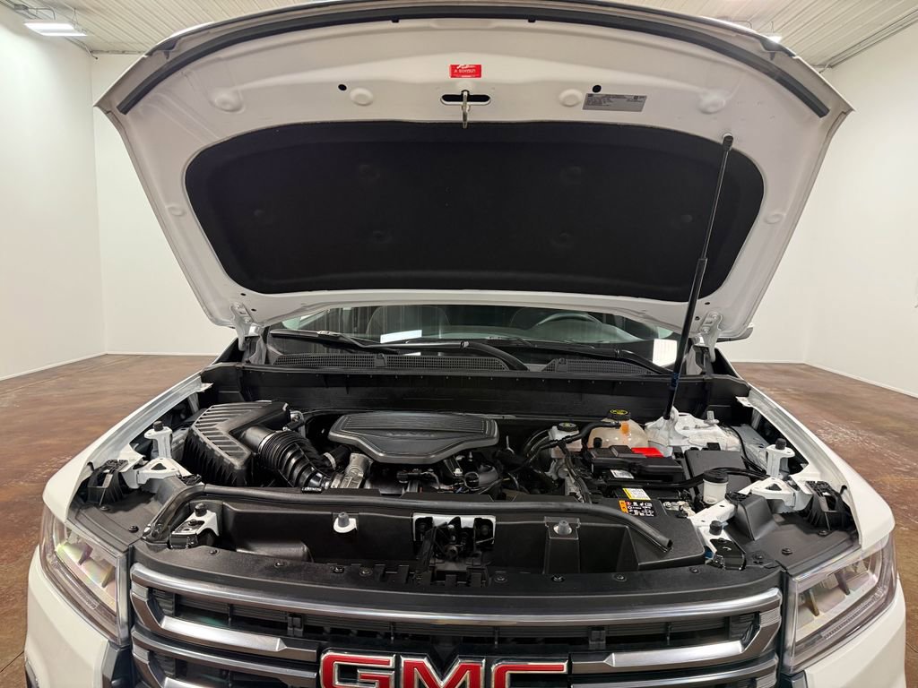 Used 2023 GMC Acadia AT4 image 88