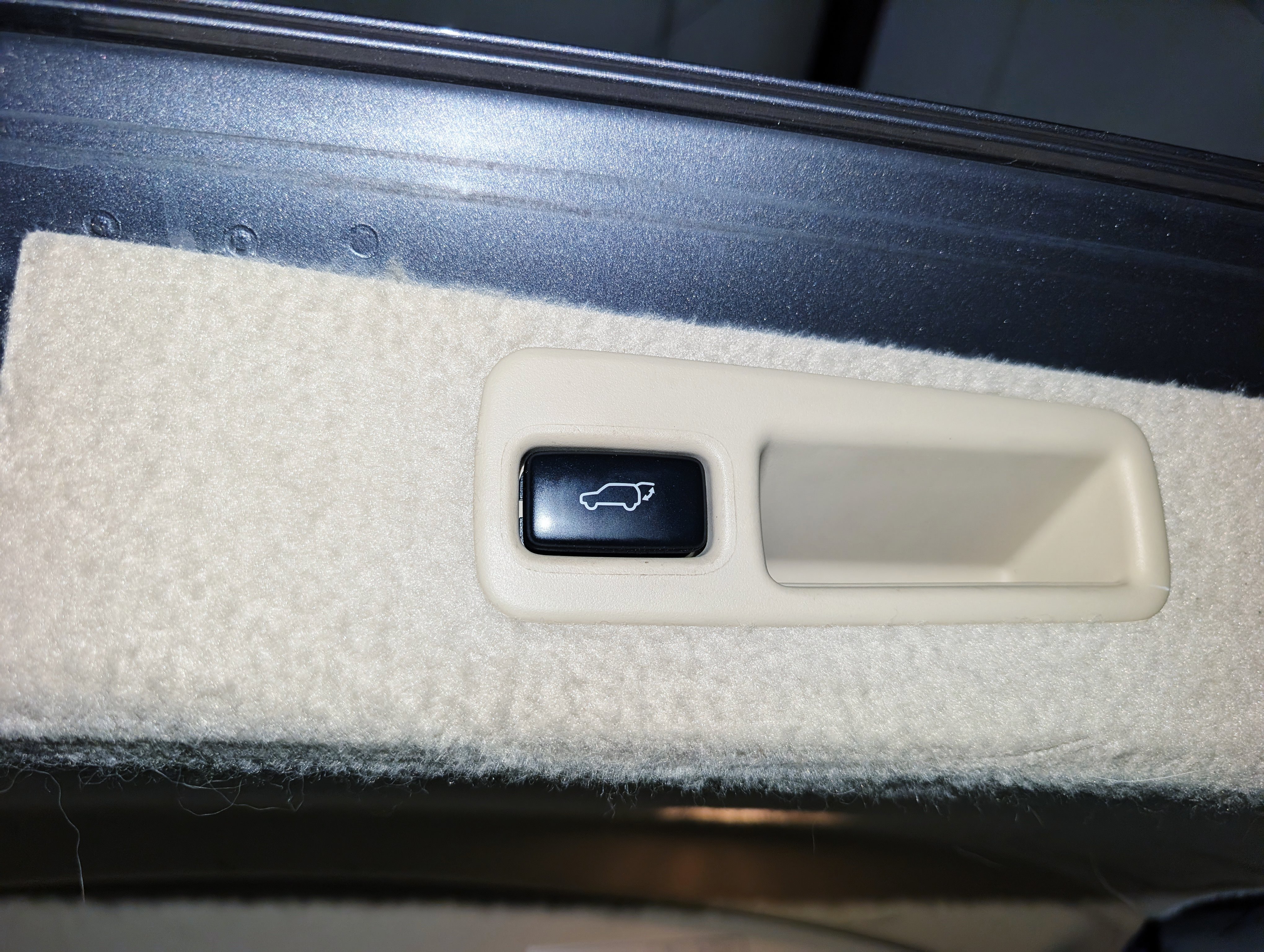 Used 2015 Lexus RX 450h AWD image 23