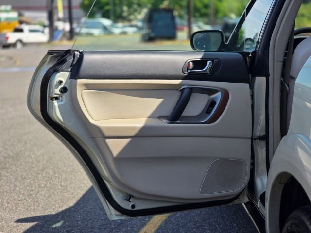 Used 2006 Subaru Outback 2.5i image 25