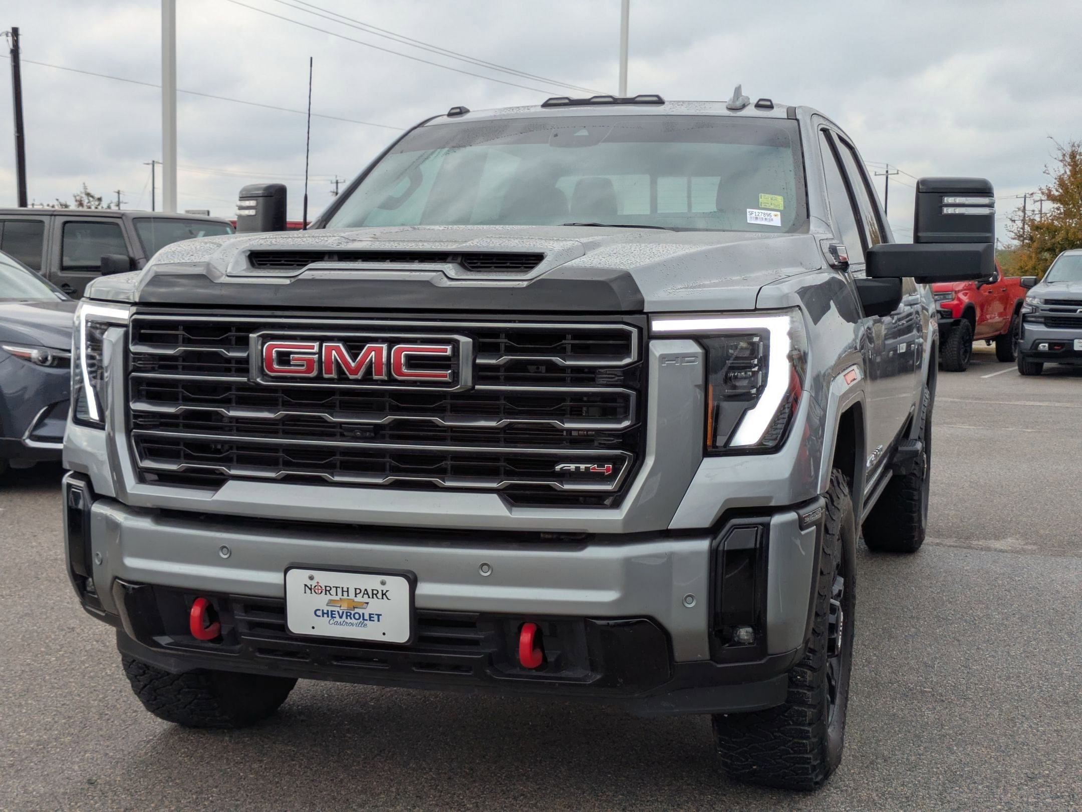 Used 2025 GMC Sierra 2500 AT4 w/ AT4 Premium Plus Package image 7