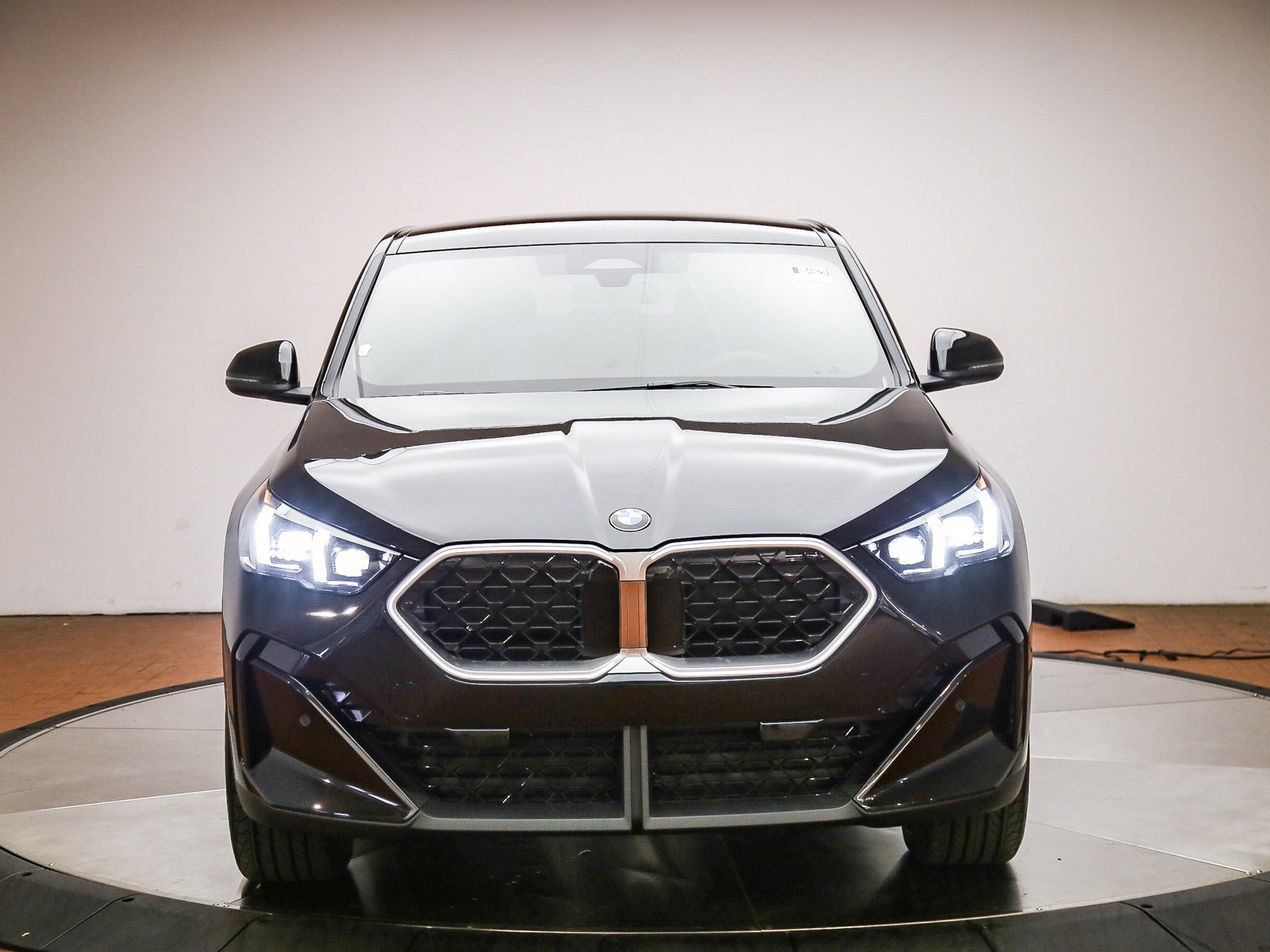 New 2027 BMW X2 xDrive28i AWD/4WD image 2