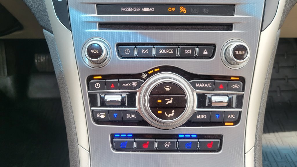 Used 2018 Lincoln MKZ Reserve w/ Climate Package FWD image 36