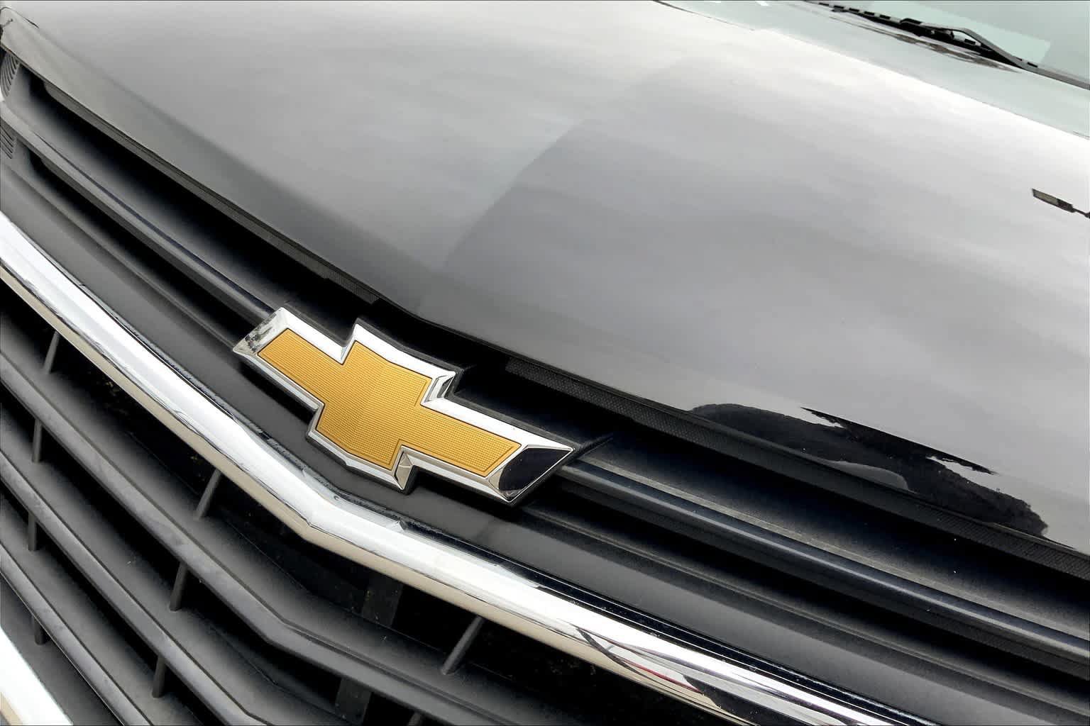 Used 2019 Chevrolet Equinox LT w/ Driver Convenience Package FWD image 27