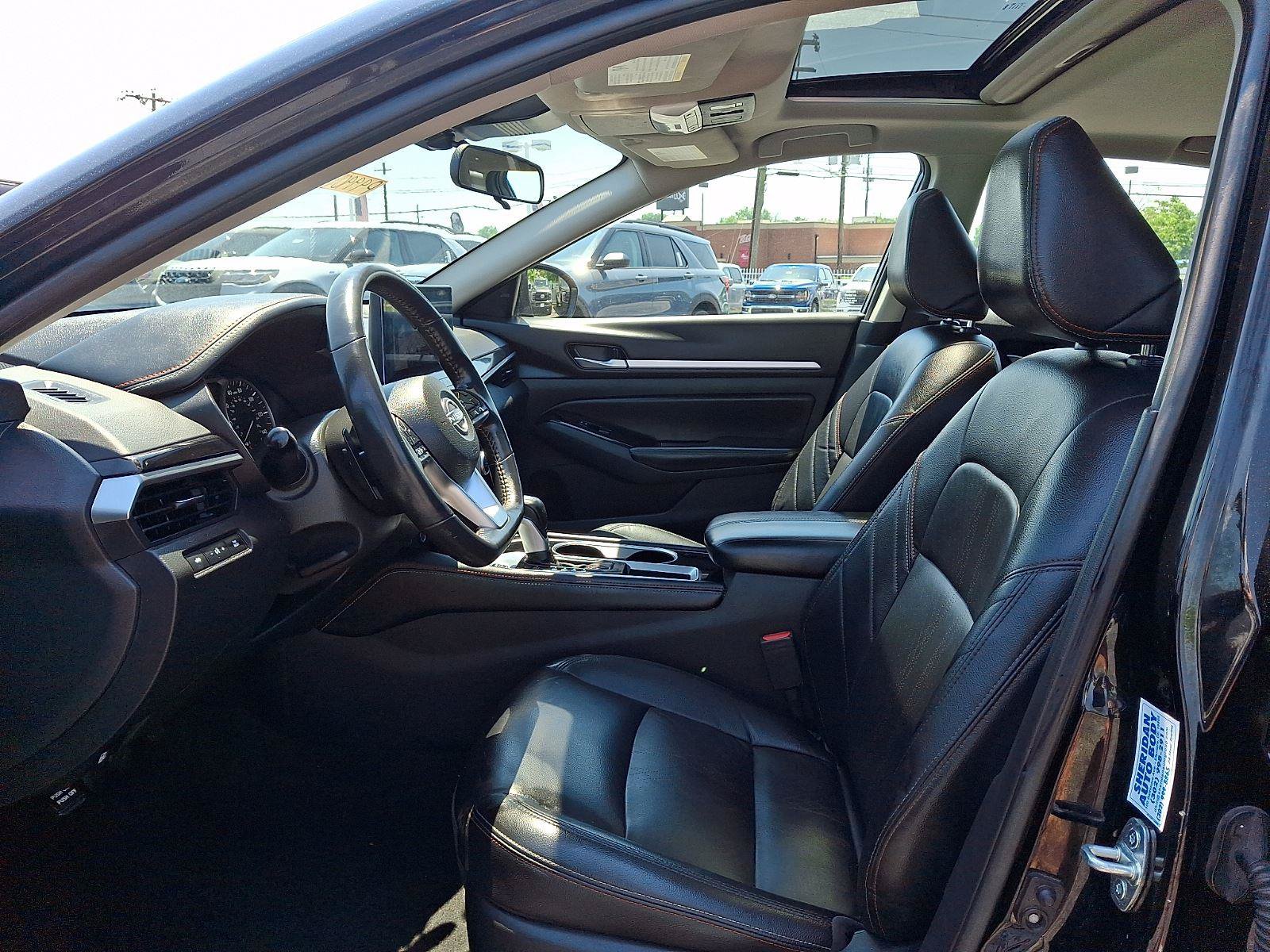 Used 2024 Nissan Altima 2.5 SR w/ SR Premium Package FWD image 10