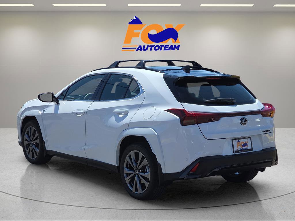 New 2026 Lexus UX 300h FWD image 3