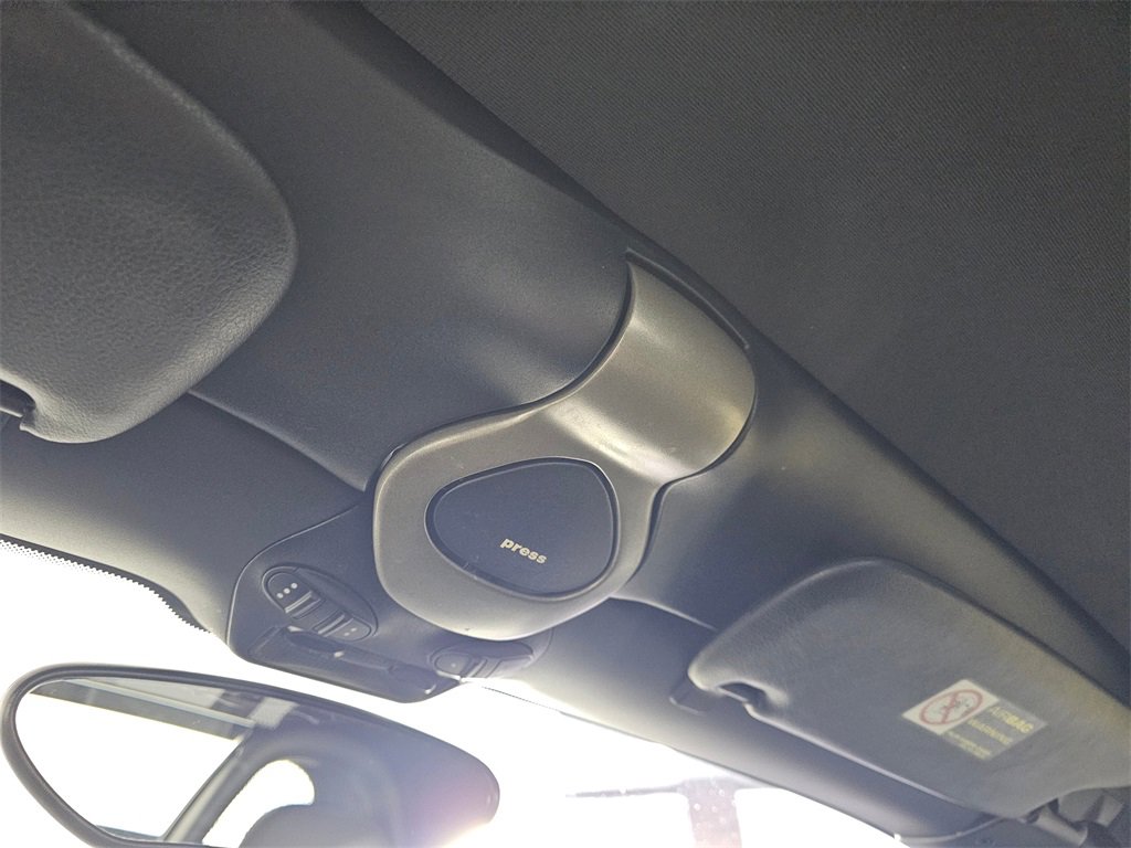 Used 2005 Porsche Boxster image 28