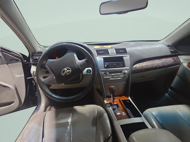 Used 2011 Toyota Camry XLE w/ XLE Extra-Value Pkg #1 image 2