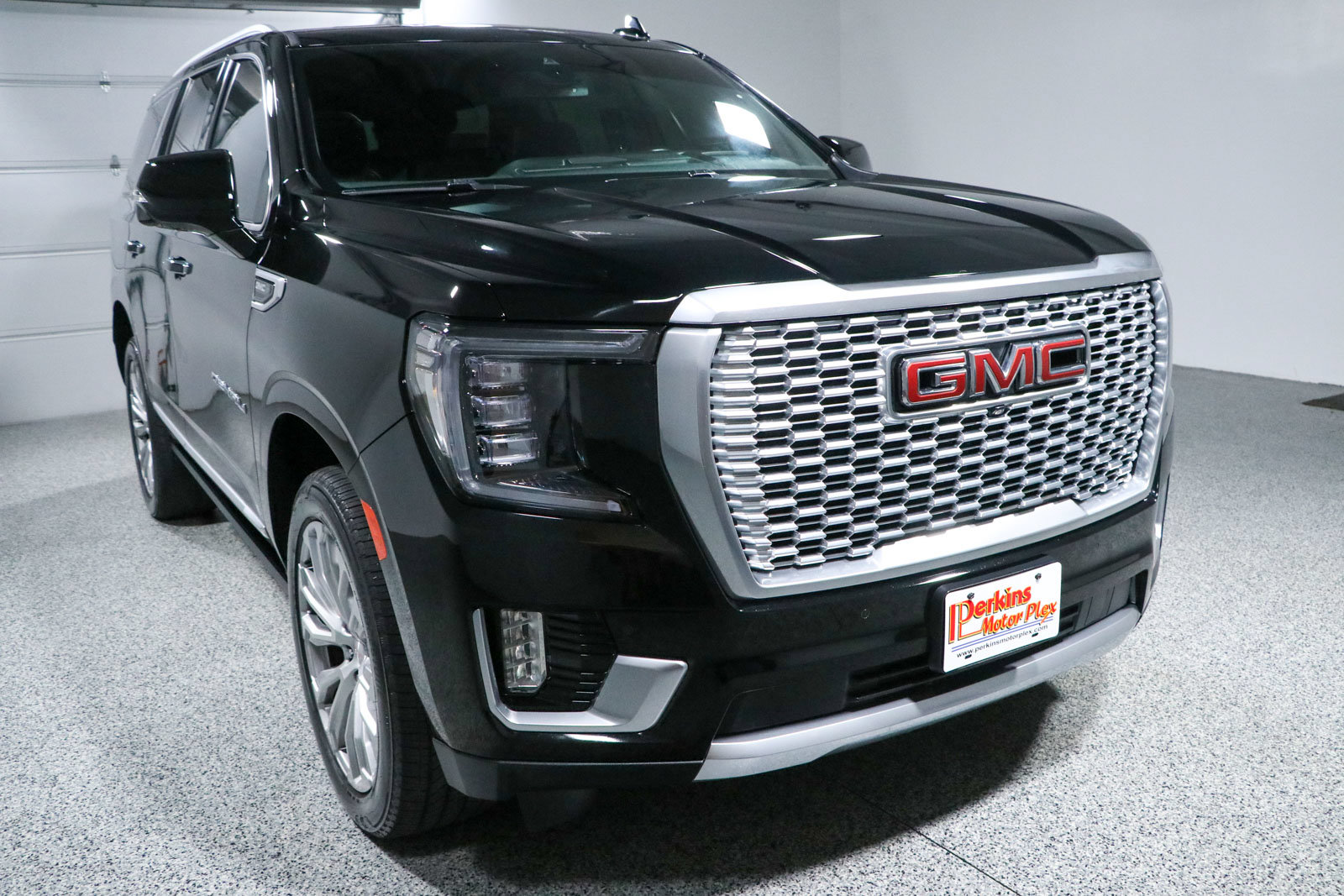 Used 2023 GMC Yukon Denali w/ Max Trailering Package AWD/4WD image 5