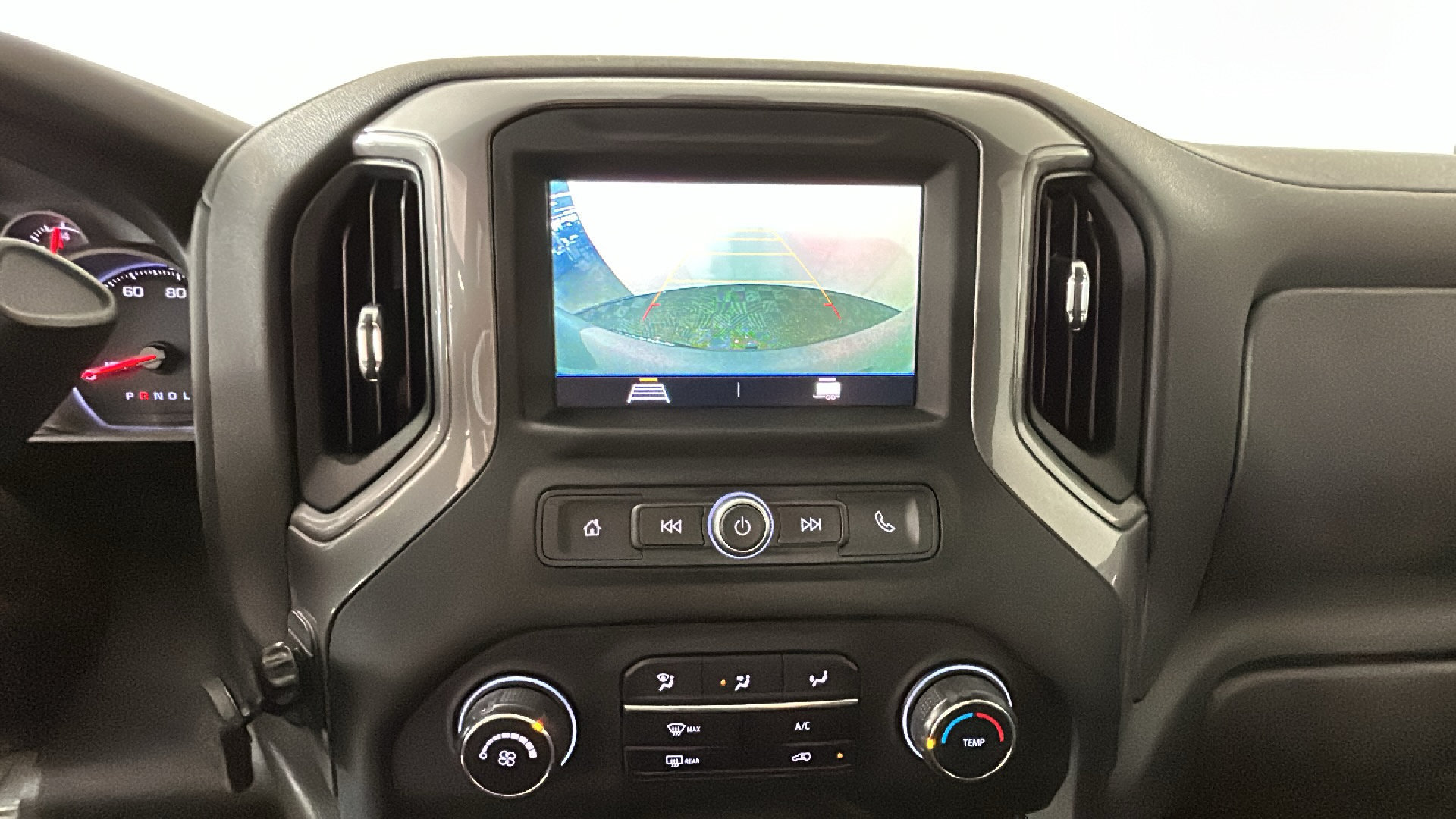 Used 2020 Chevrolet Silverado 1500 Custom w/ Custom Value Package AWD/4WD image 28