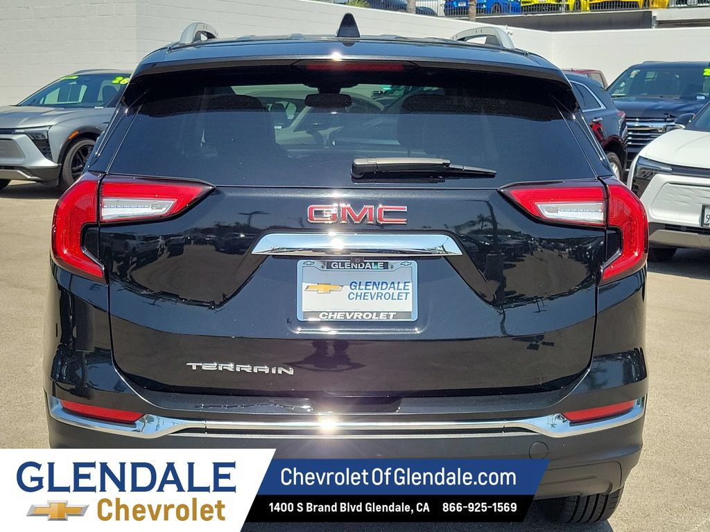 Used 2023 GMC Terrain SLT FWD image 12