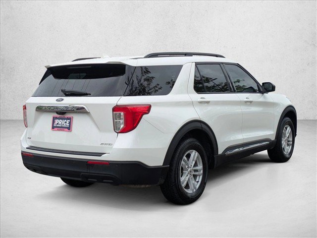 Used 2022 Ford Explorer XLT AWD/4WD image 5