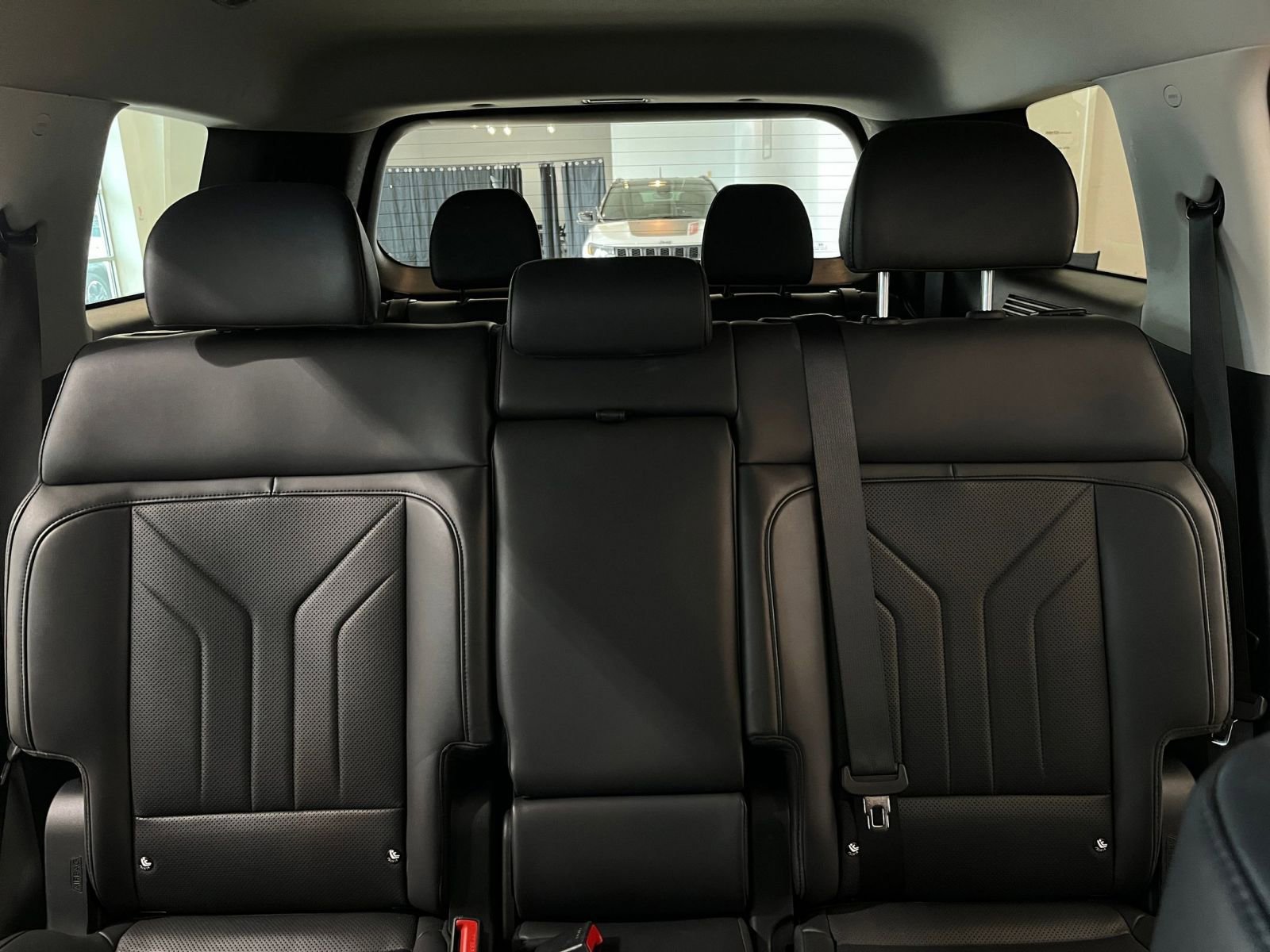 Used 2024 Hyundai Santa Fe SEL image 39