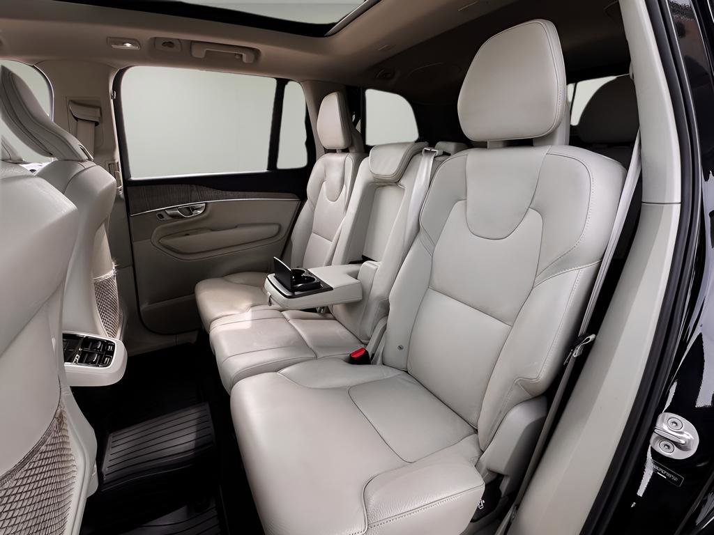Used 2023 Volvo XC90 B6 Plus w/ Protection Package Premier AWD/4WD image 19