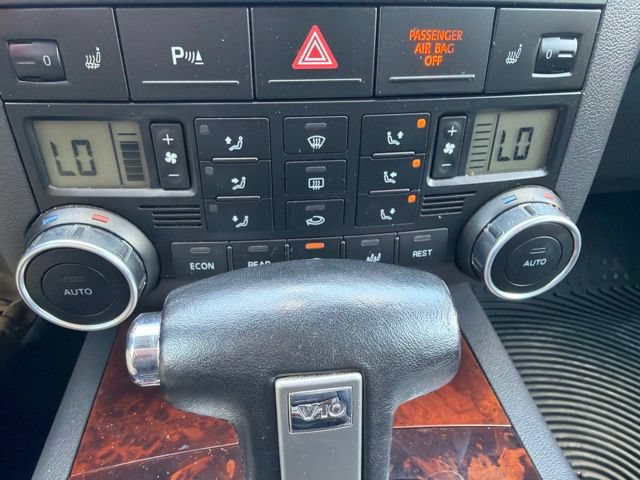 Used 2006 Volkswagen Touareg V10 TDI AWD/4WD image 10
