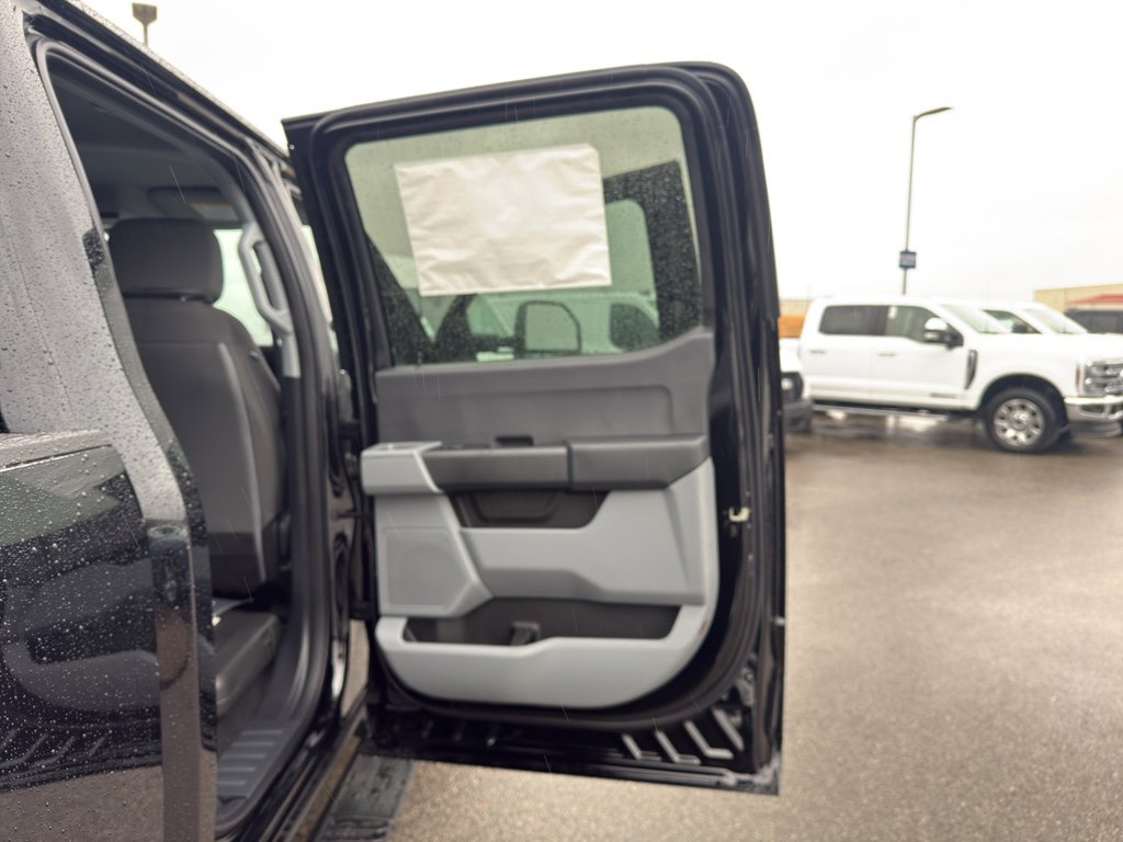New 2026 Ford F450 XL w/ XL Chrome Package image 14