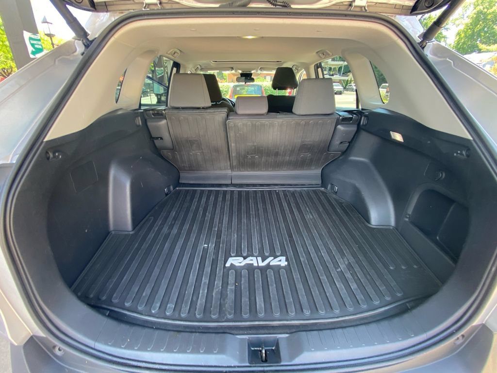 Used 2024 Toyota RAV4 XLE w/ Convenience Package AWD/4WD image 29