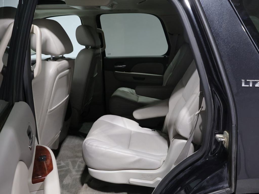 Used 2011 Chevrolet Tahoe LTZ image 19