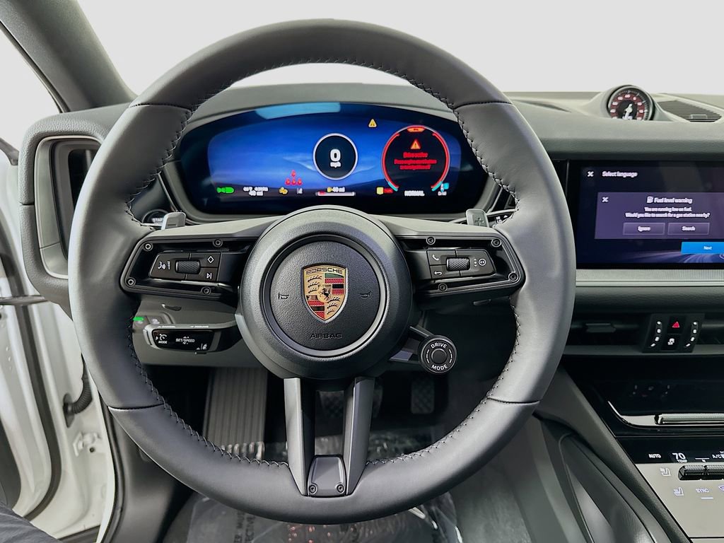 New 2026 Porsche Cayenne Coupe AWD/4WD image 12