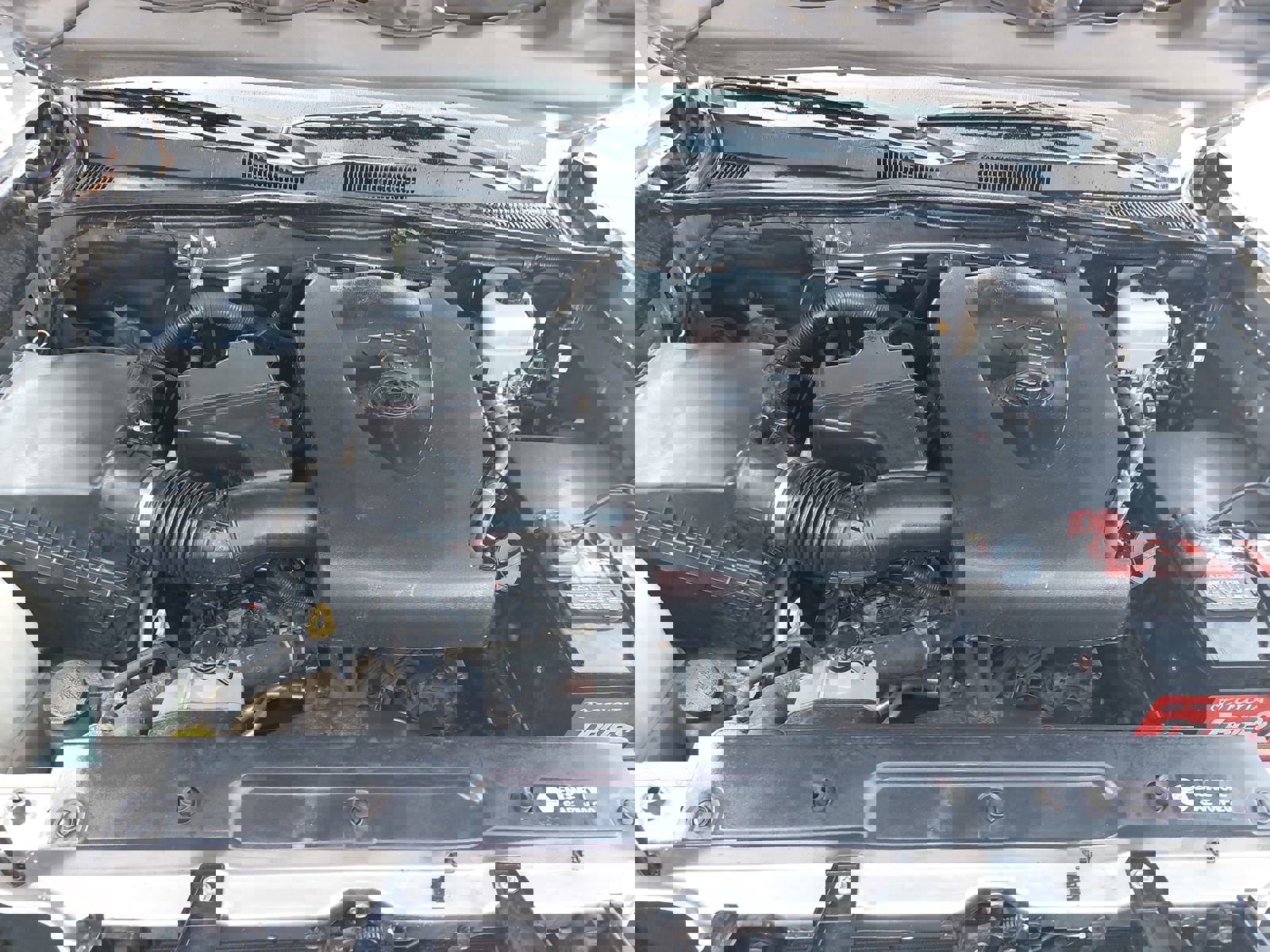 Used 2016 Toyota Tacoma TRD Off-Road w/ Premium & Technology Package image 31