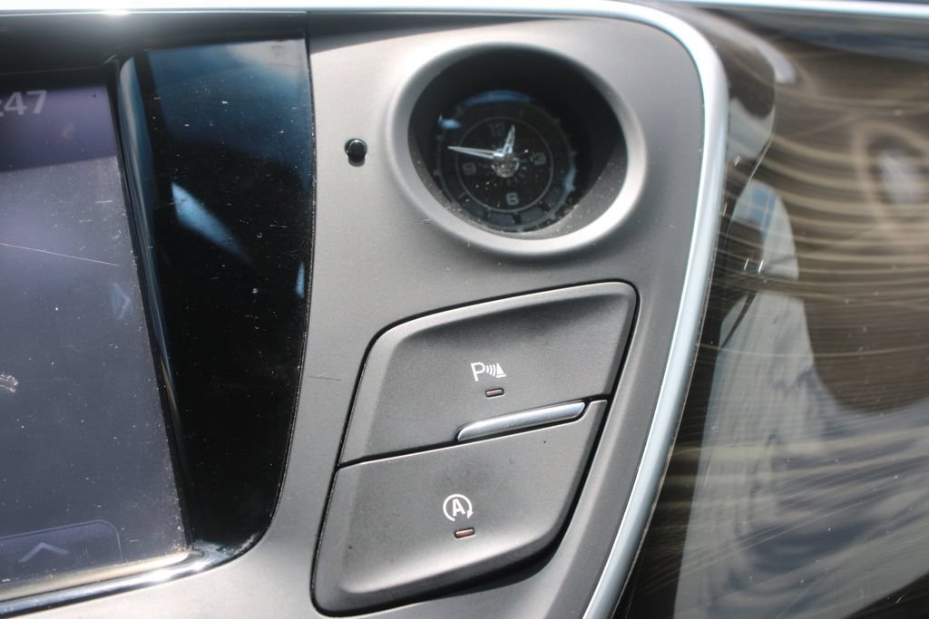 Used 2020 Buick Envision Preferred FWD image 32