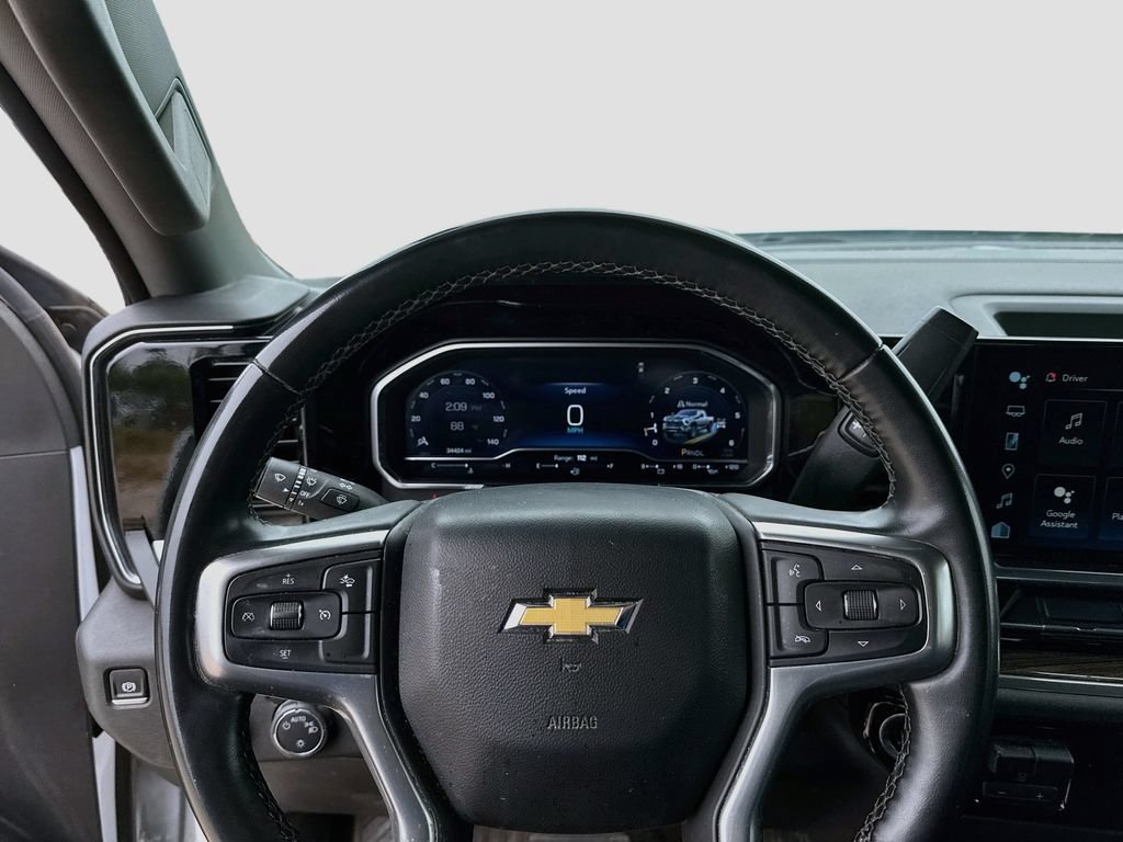 Used 2024 Chevrolet Silverado 3500 LT AWD/4WD image 11
