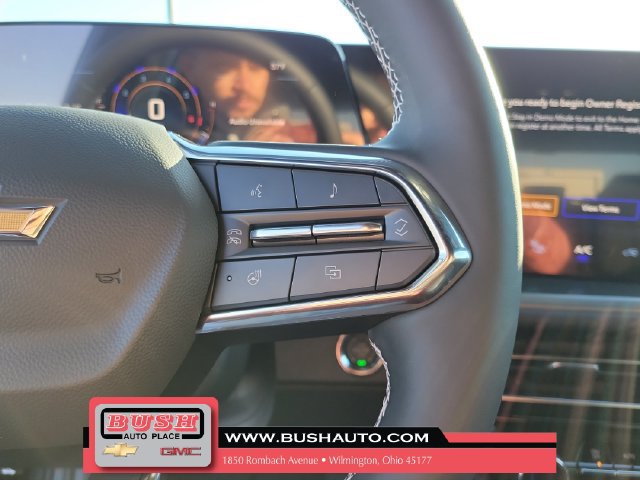 New 2027 Chevrolet Traverse LT w/ Driver Confidence Package FWD image 24