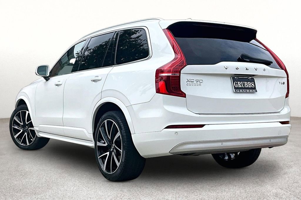 Used 2022 Volvo XC90 T6 Momentum w/ Protection Package Premier AWD/4WD image 16