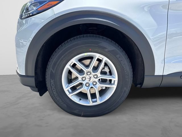 New 2027 Ford Explorer Active RWD image 11