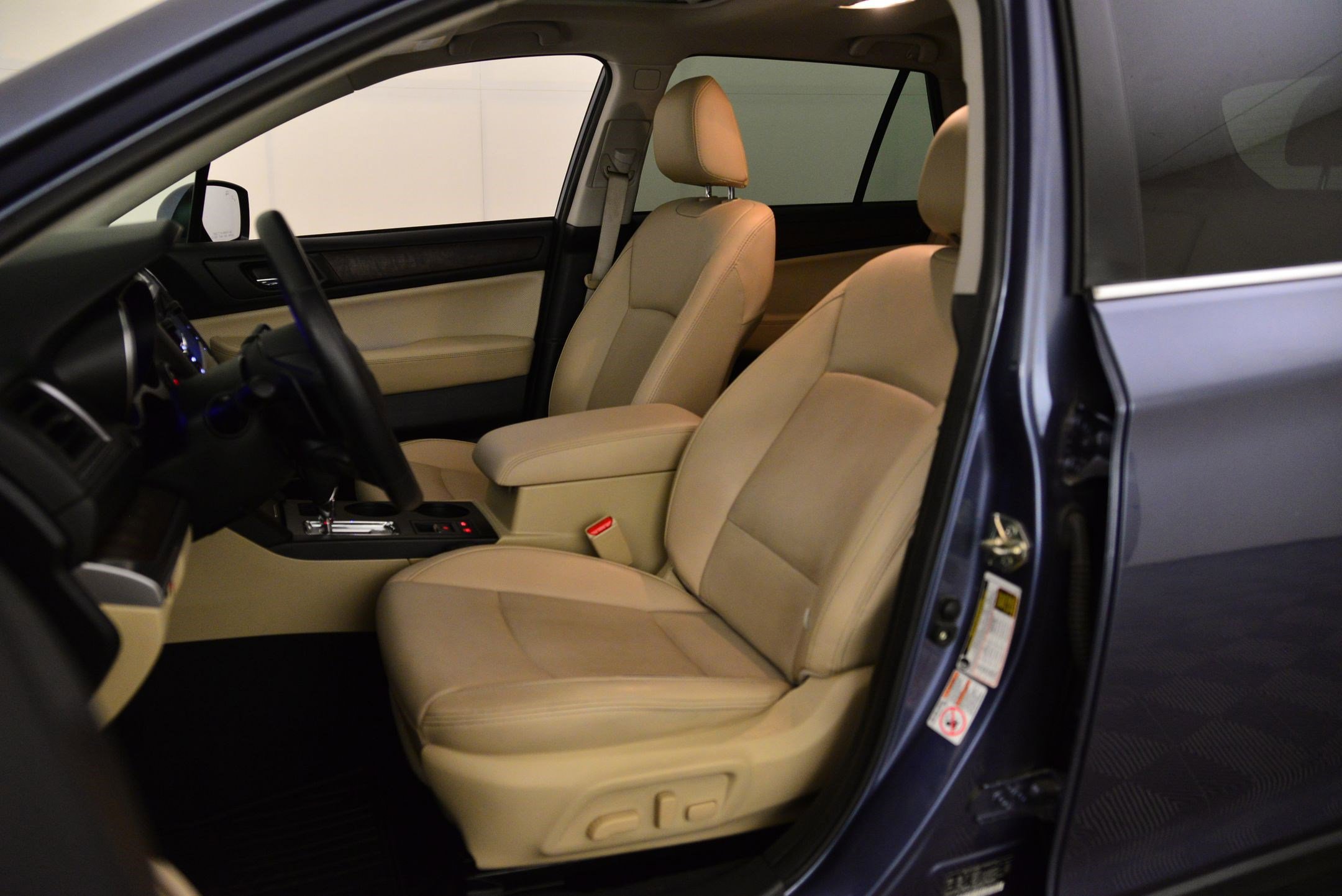 Used 2017 Subaru Outback 2.5i Limited image 5