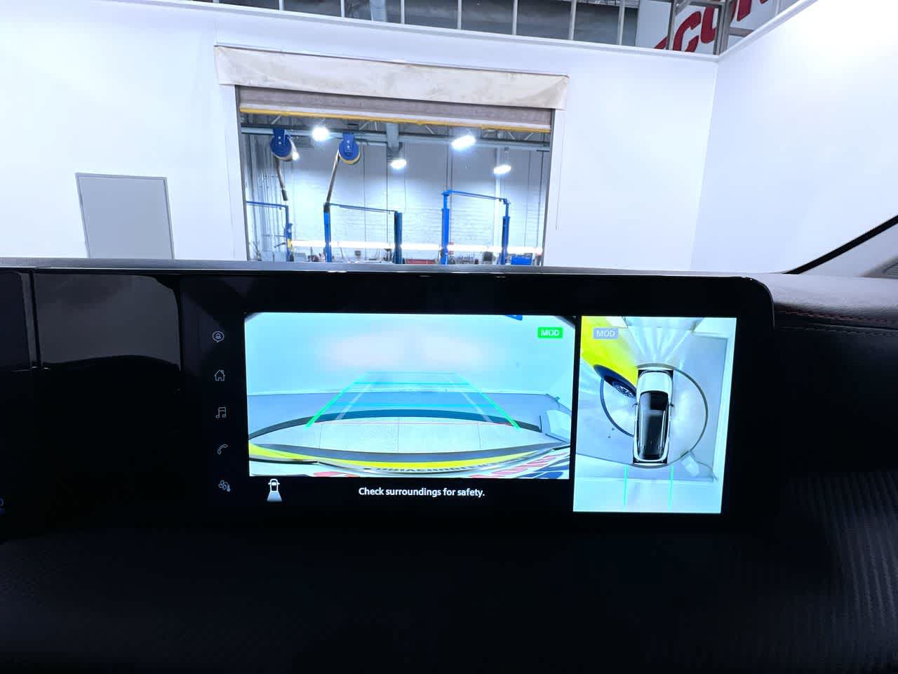 Used 2025 Nissan Kicks SR FWD image 26