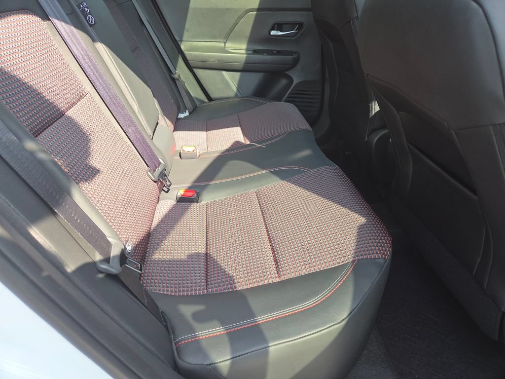 New 2026 Nissan Kicks SR w/ SR Premium Package AWD/4WD image 28